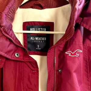 Burgundy, great condition Hollister coat.
